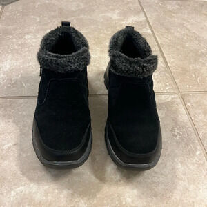 Skechers Women’s Easy Going Girl Crush Ankle Boots Black Suede Size 8.5